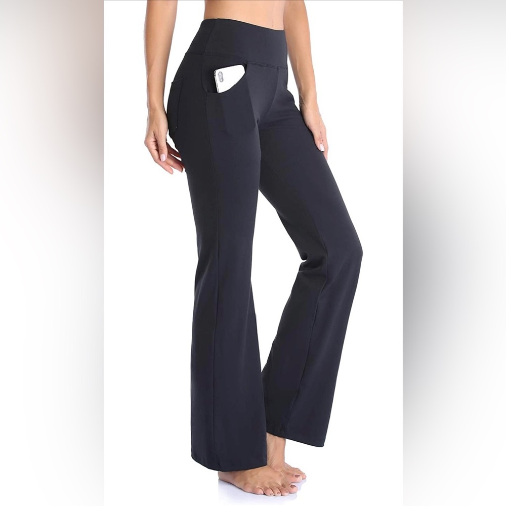 New boot cut yoga pants sz M